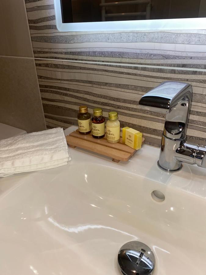 פורטראש The North Cove, 20M To The Sea, Modern Studio Apartment מראה חיצוני תמונה