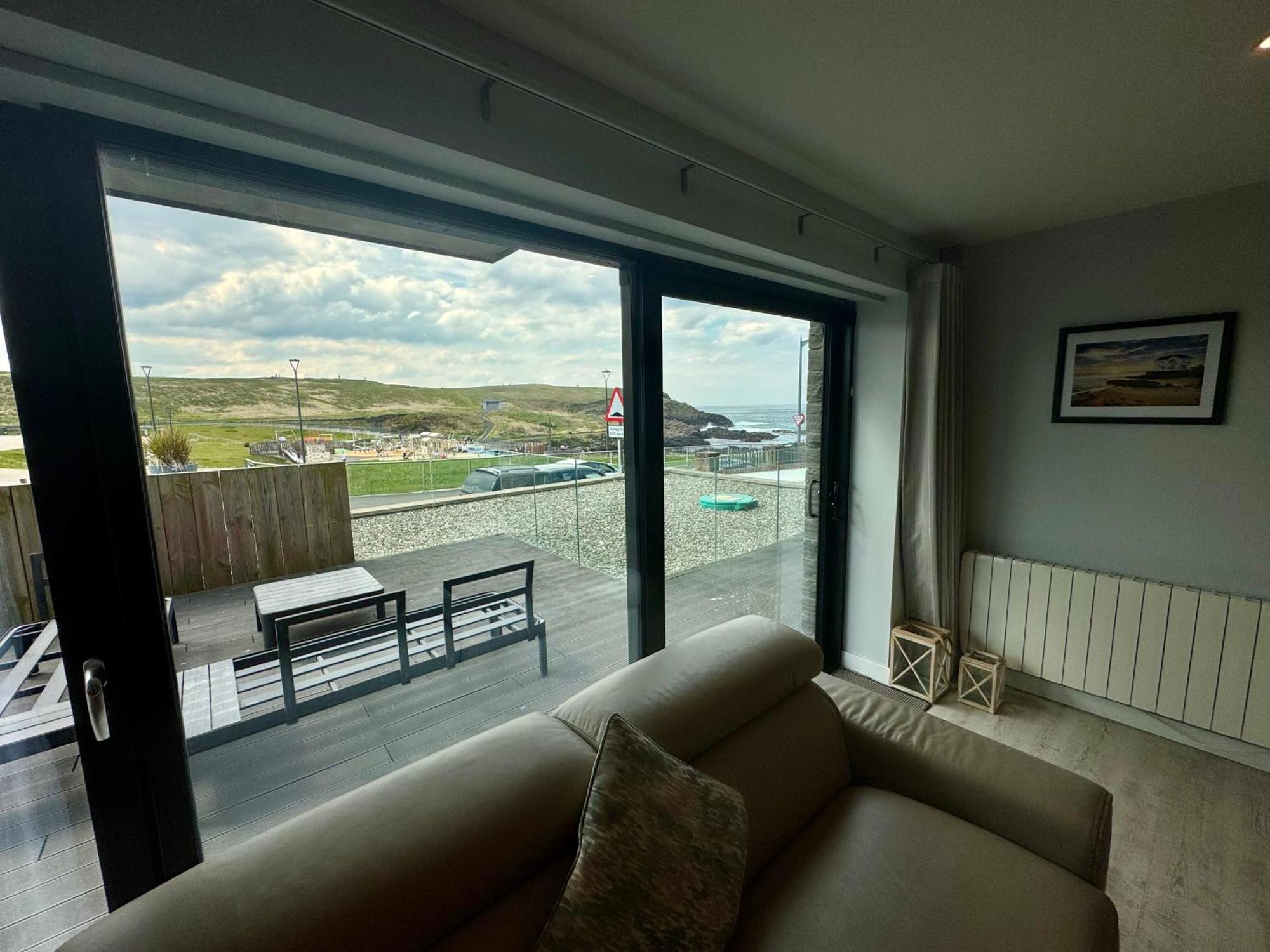 פורטראש The North Cove, 20M To The Sea, Modern Studio Apartment מראה חיצוני תמונה